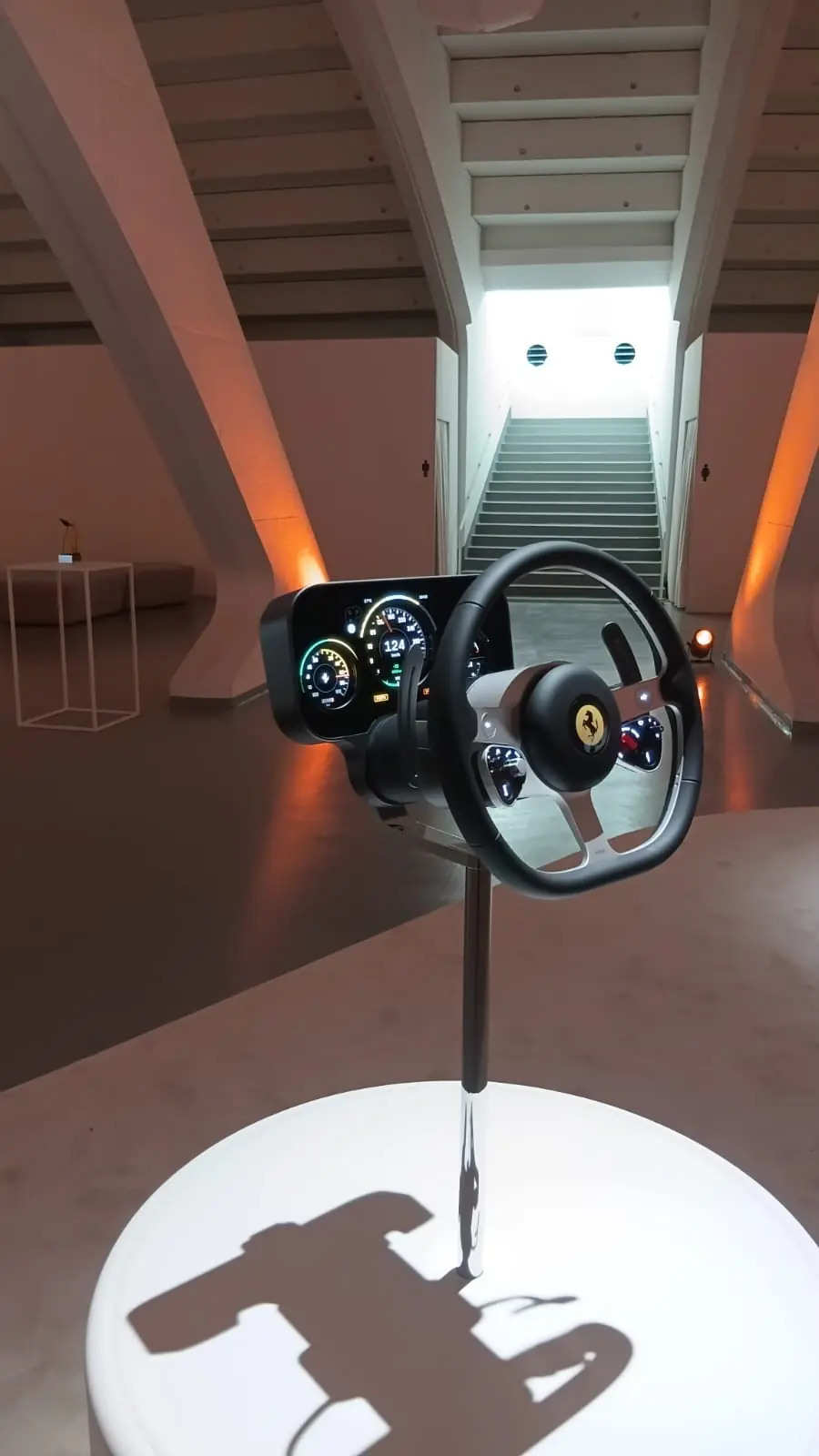 Volante Ferrari — realizzazione R&F Air Rent